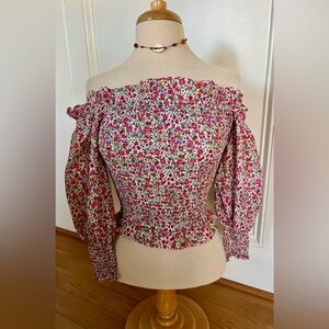 DO+BE Smocked Blouse🌷